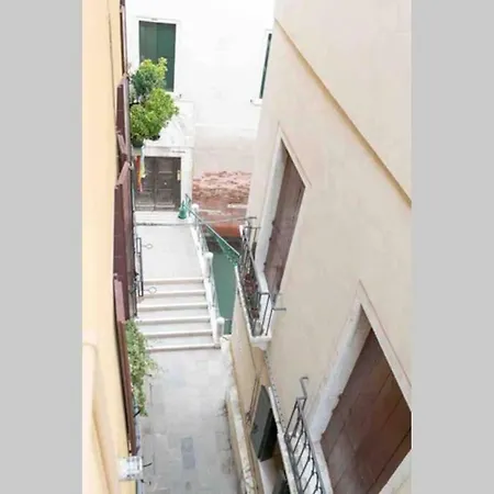 Ca' Pesaro Rooftop Terrace Apartment. *