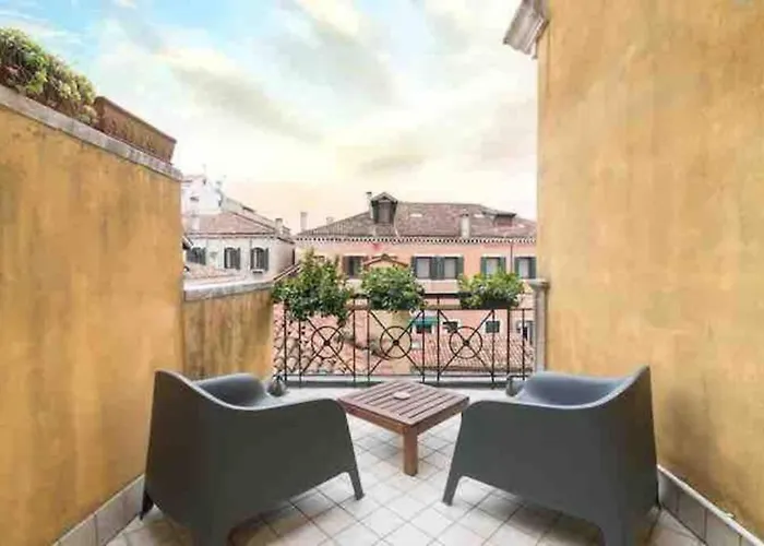 アパート Ca' Pesaro Rooftop Terrace Apartment. ヴェネツィア